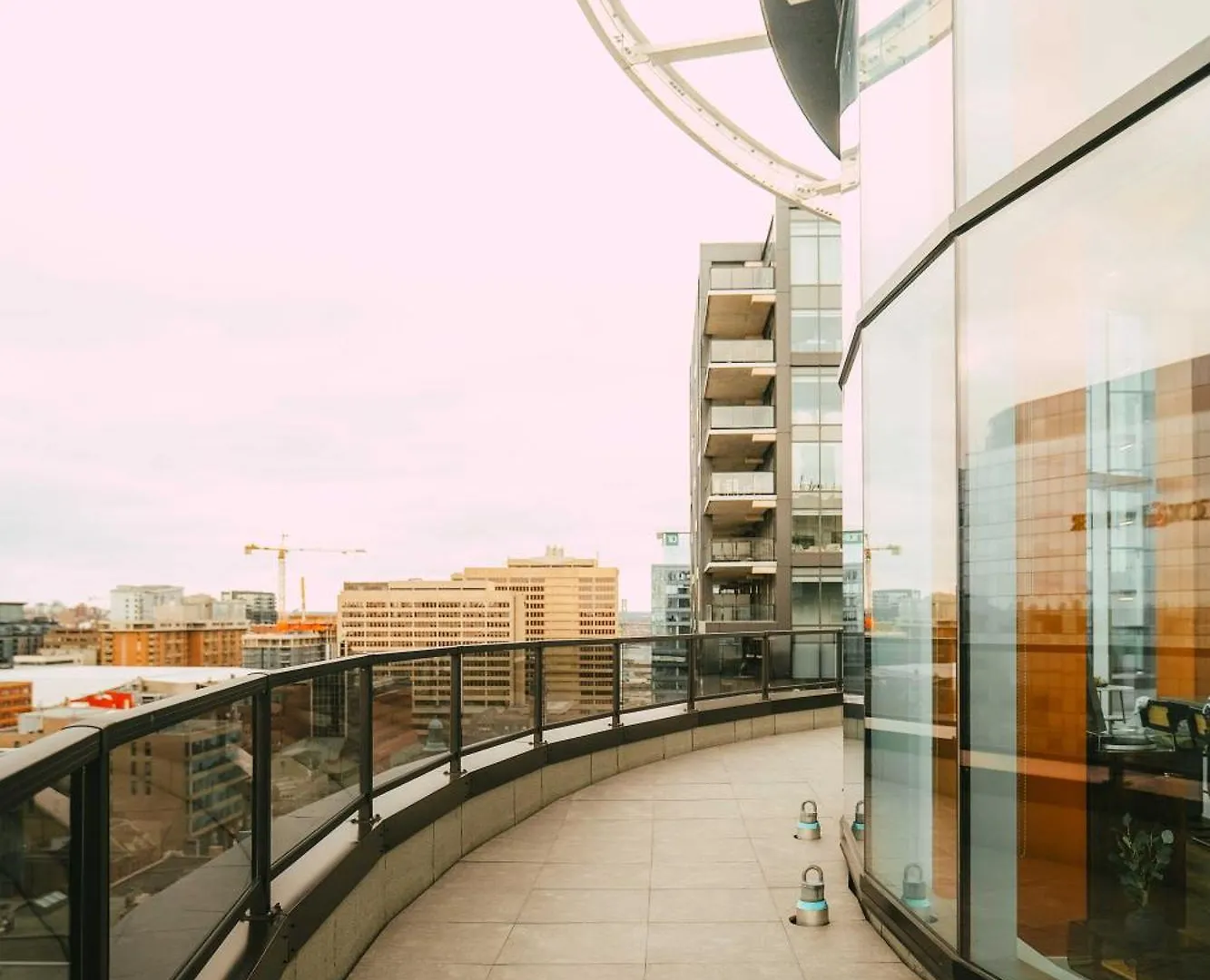 Apartamento Pause Ph - Luxe Stay With Views - Free Parking Halifax